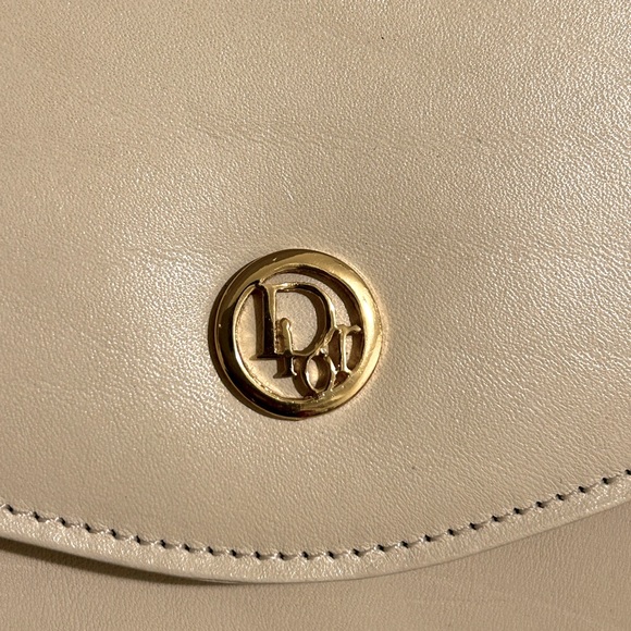Christian Dior RARE envelope clutch crossbody, ivory leather LIKE NEW! - Picture 3 of 16